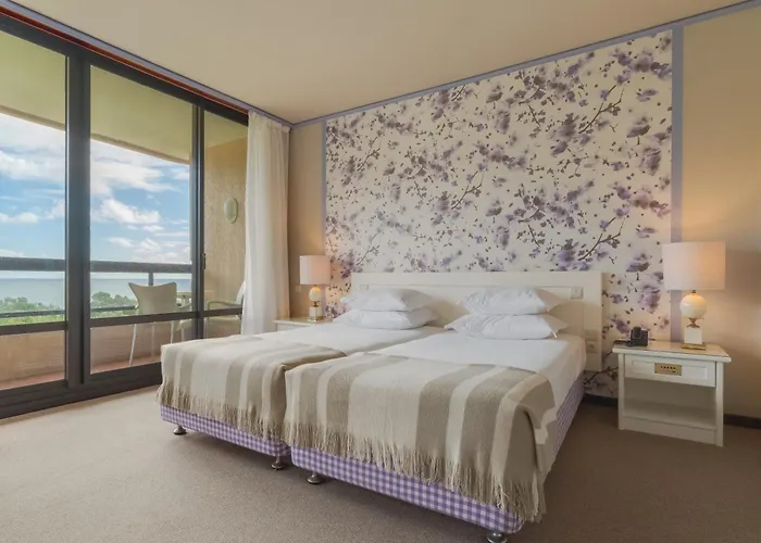 Pestana Bahia Nature & Hotel Vila Franca do Campo