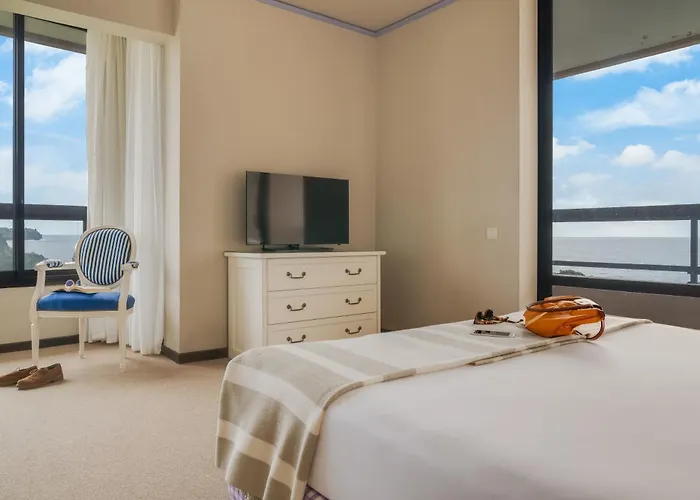 Pestana Bahia Nature & Vila Franca do Campo