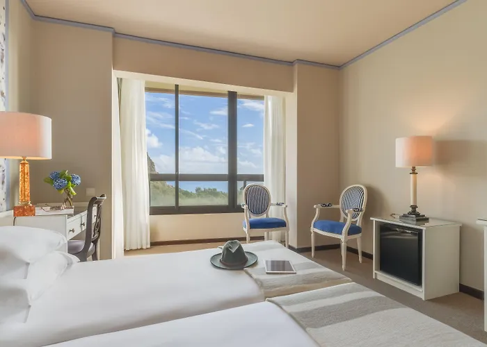 Hotel Pestana Bahia Nature & Vila Franca do Campo