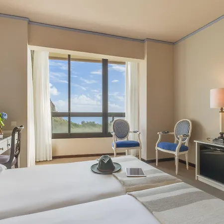 Hotel Pestana Bahia Nature & Vila Franca do Campo