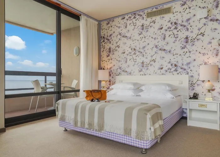 Pestana Bahia Nature & Hotel